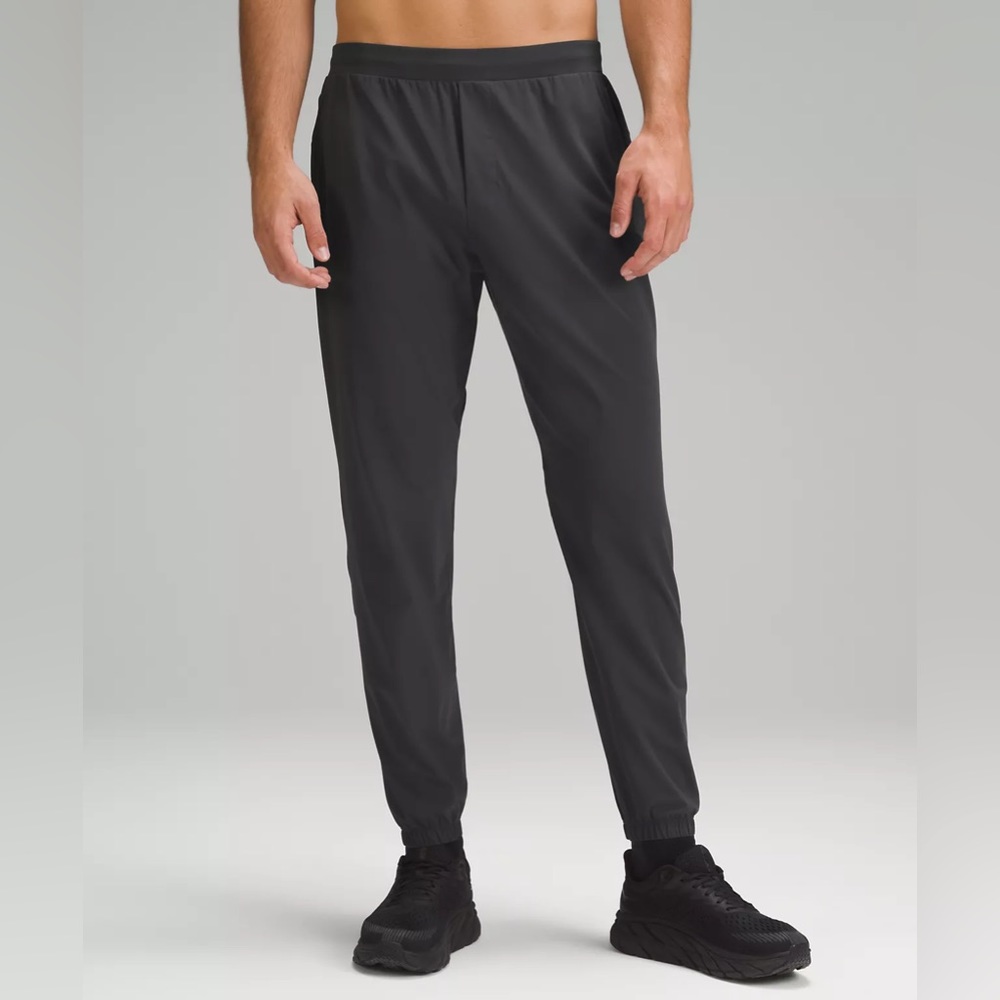 Lululemon Surge Jogger size M Graphite Grey GGRE